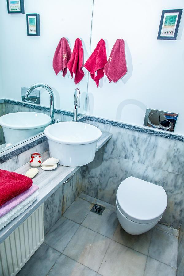 Venus Boutique Apartment Next To Athens Museum Экстерьер фото