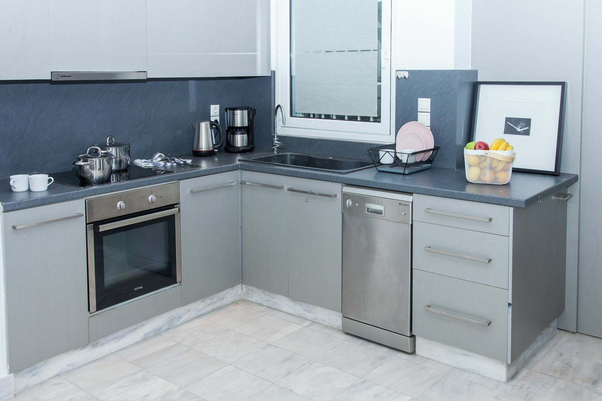 Venus Boutique Apartment Next To Athens Museum Экстерьер фото